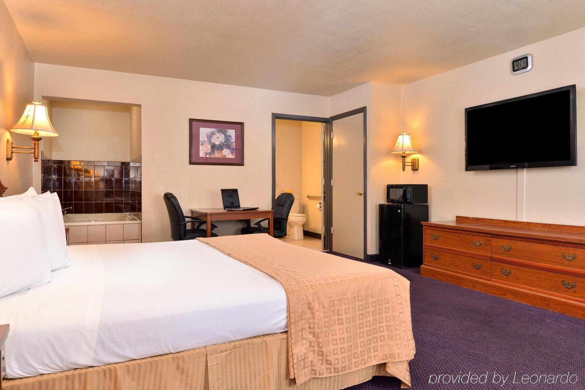 Quality Inn & Suites New Boston Exterior foto